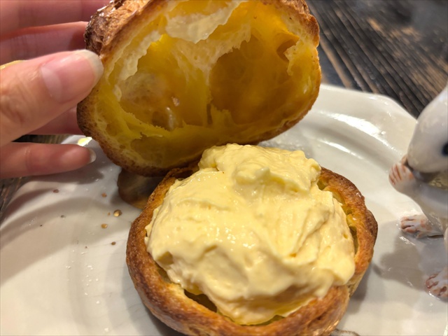 古瀬瀬戸珈琲店　シュークリーム