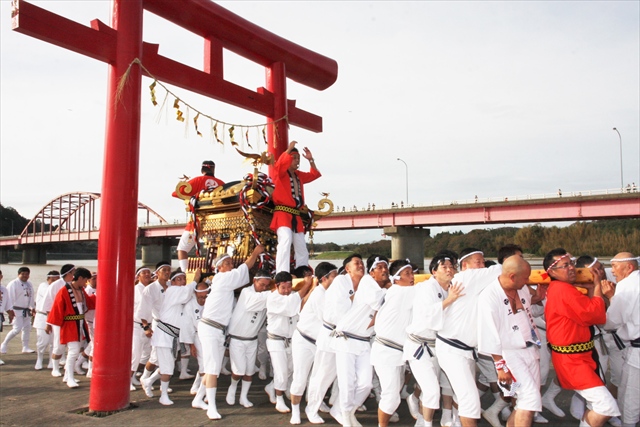 髙瀧神社 神輿渡御 秋季例大祭