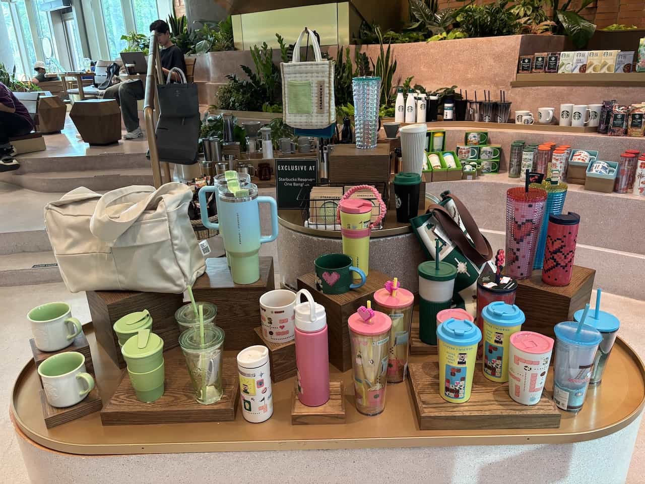 スターバックス リザーブ ワン バンコクで販売されているグッズ