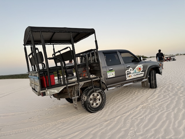 ブラジル　レンソイス　世界遺産　絶景　4WD