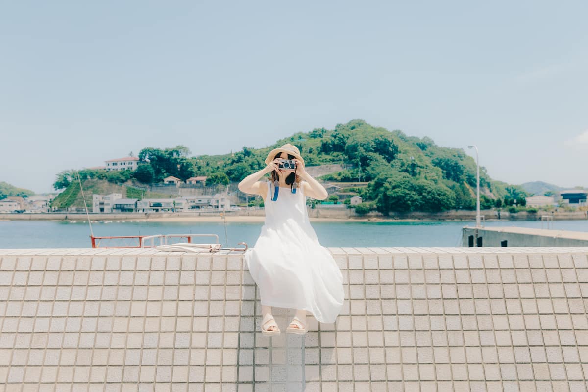 #旅心フォトコンテスト カメラ　女子　夏空　島