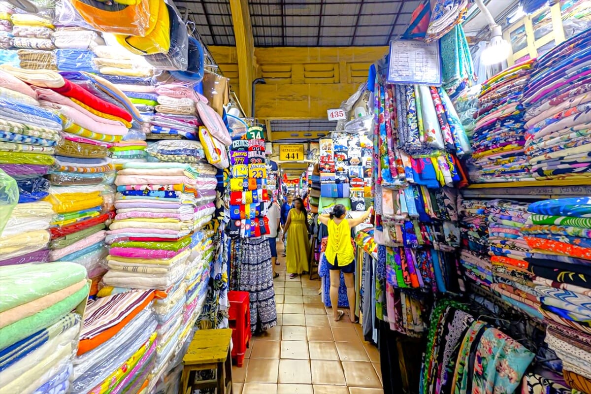 ベンタン市場 衣服エリア