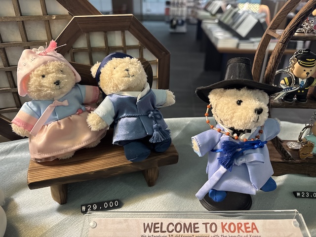 韓国　スタバ　仁川空港　ご当地　ベアリスタ