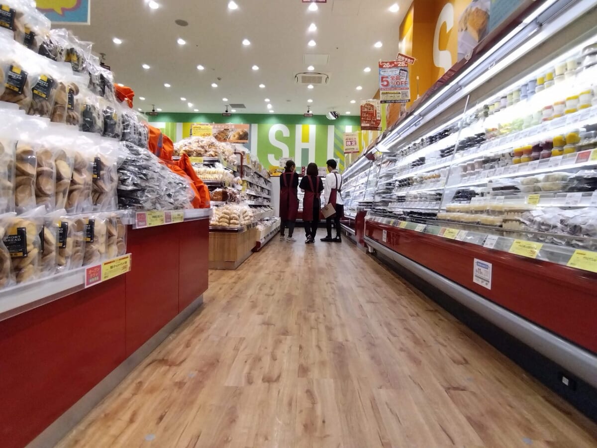 店内3成城石井イオンモール伊丹店