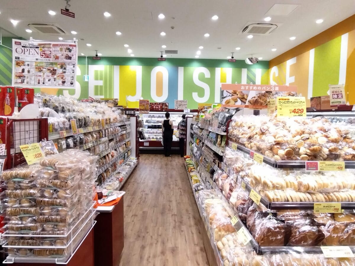 店内4成城石井イオンモール伊丹店