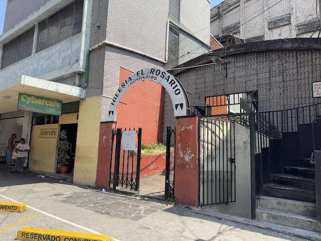 Iglesia El Rosario エルサルバドル　教会　絶景　入り口