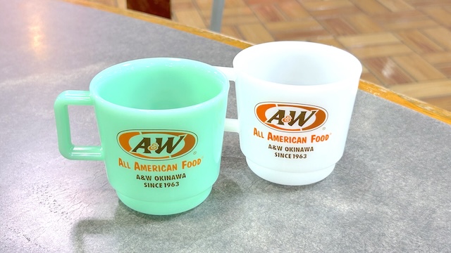 沖縄に行ったら絶対行って！アメリカのローカル感がたまらない「A&W名護店」で手に入るグッズを全部ご紹介！A&Wスーベニアマグ