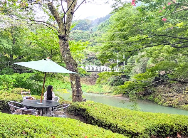【亀の井ホテル 青梅】専用ドッグランを独り占め！多摩川を望む愛犬の宿　小澤酒造　清流テラス