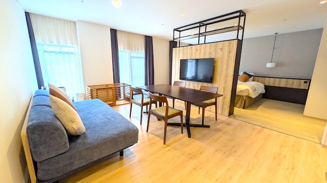 【亀の井ホテル 青梅】専用ドッグランを独り占め！多摩川を望む愛犬の宿　部屋色プラン　客室