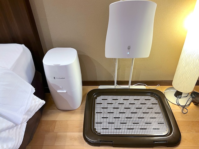 【亀の井ホテル 青梅】専用ドッグランを独り占め！多摩川を望む愛犬の宿　犬用トイレとゴミ箱