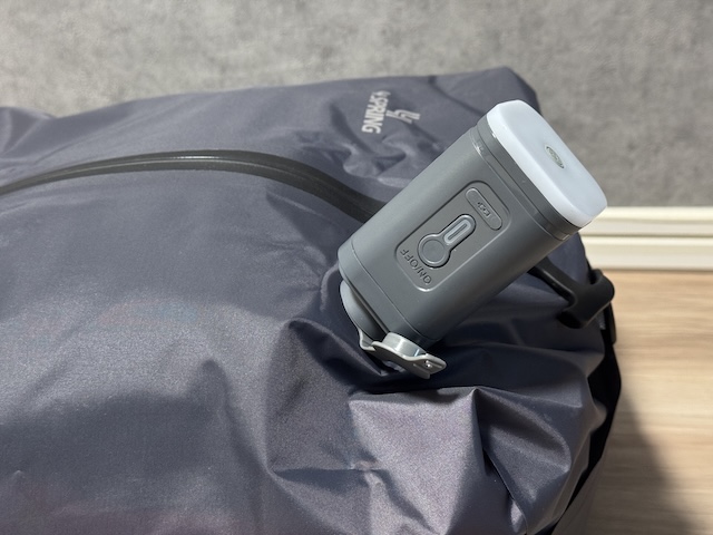 かる旅圧縮バッグ 電動ポンプ　旅の裏技　荷物が半減