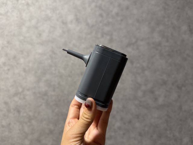 かる旅圧縮バッグ 電動ポンプ　旅の裏技　荷物が半減　浮き輪