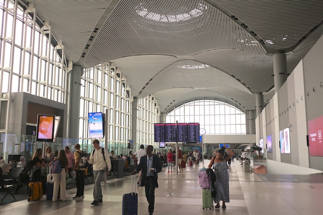トルコ イスタンブール空港 トランジット 広大 暇つぶし
