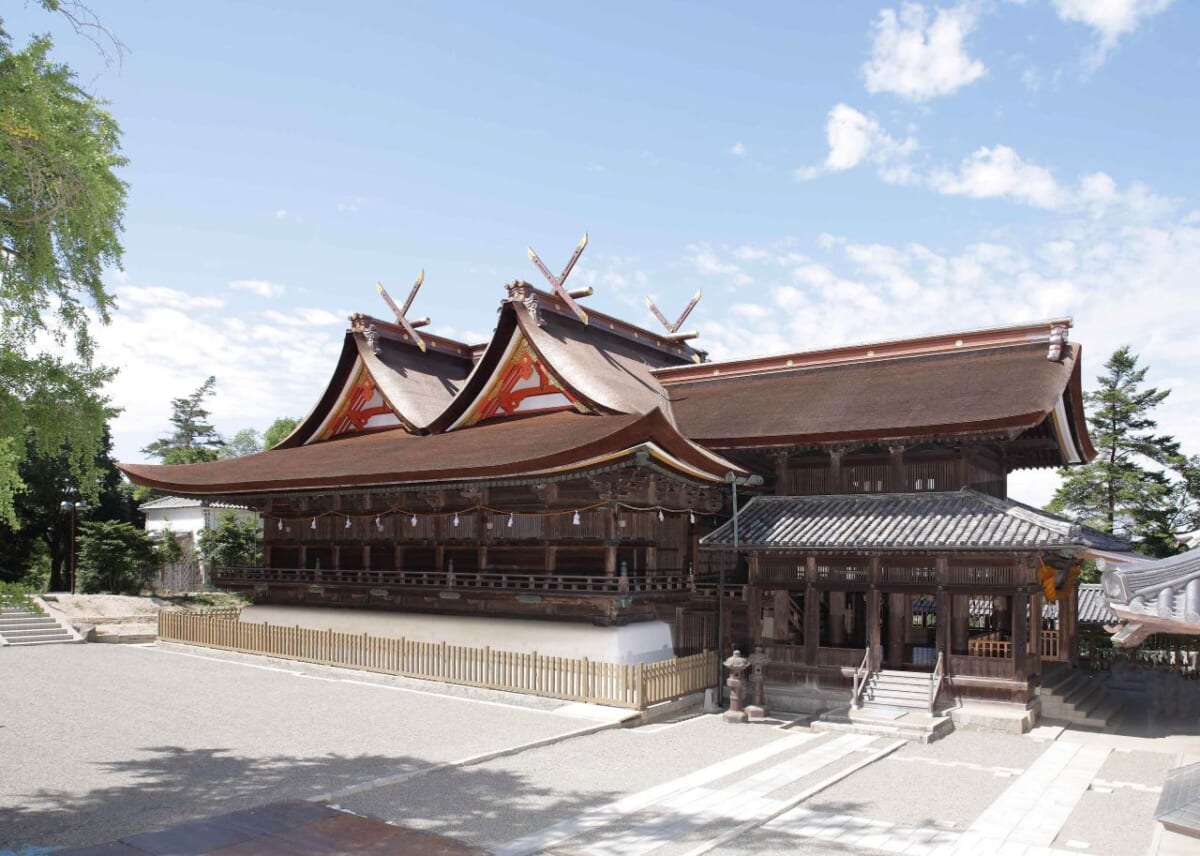 【吉備津神社で「奉祝相撲祭り」開催】見どころは力士の土俵入りと取組！ちゃんこの振る舞いもあり｜岡山県
