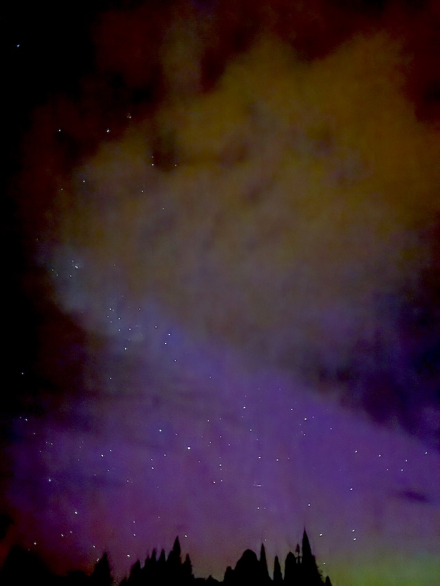 ニュージーランド　テカポ湖　星空　善き羊飼いの教会　絶景　オーロラ