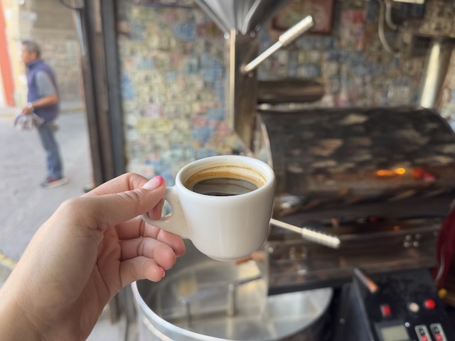 グアナファト　メキシコ　死者の日　カフェ　Café Conquistador