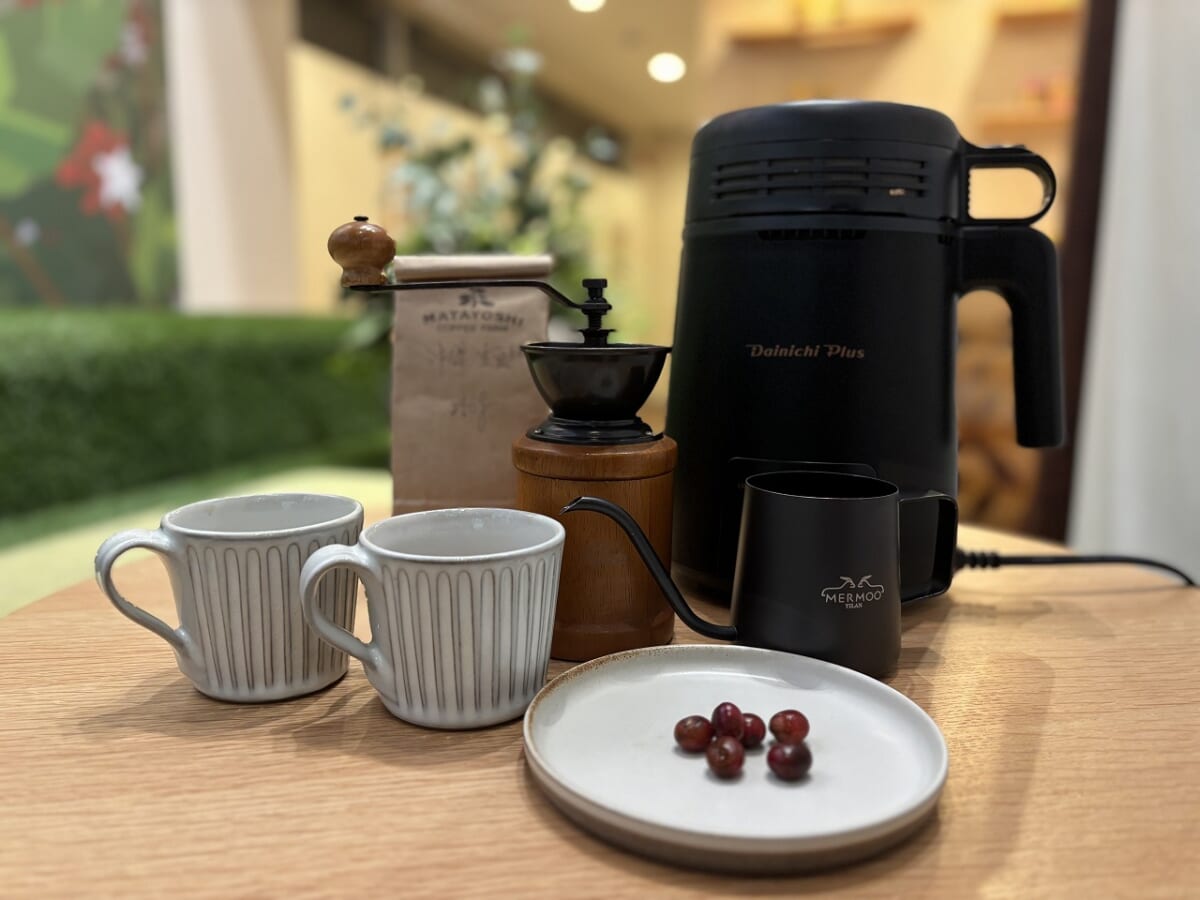 希少な沖縄産のコーヒーに魅せられる!ネスカフェ 原宿で貴重なコーヒー焙煎体験に挑戦