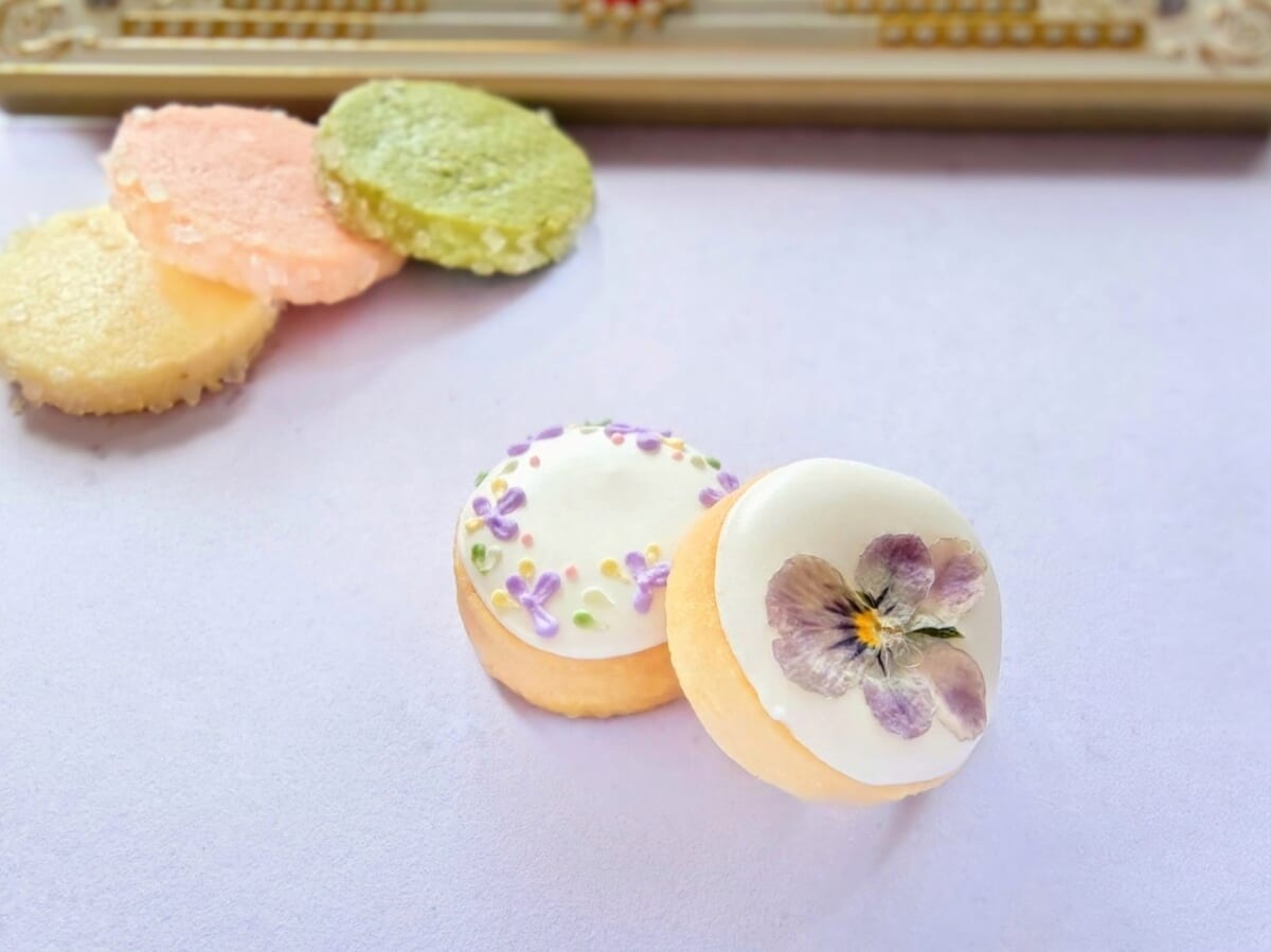 東京都千代田区・「パティスリー マグノリア 有楽町店」宝塚すみれクッキー2