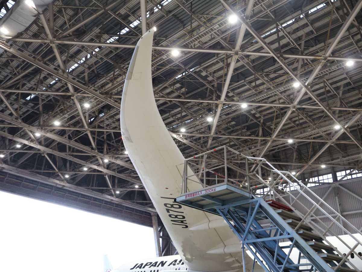 第2格納庫の機体（翼のアップ）