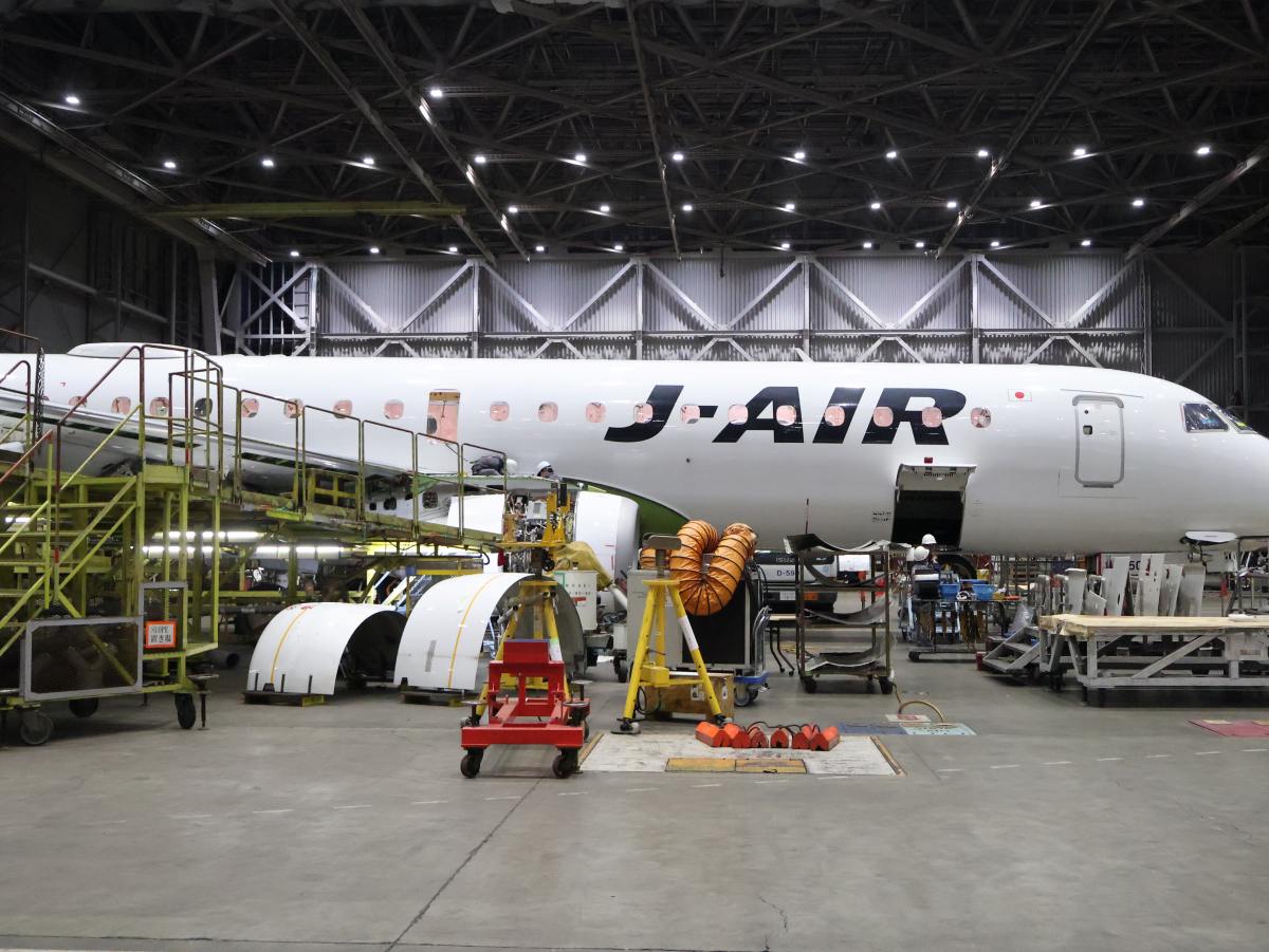 第2格納庫の小型機