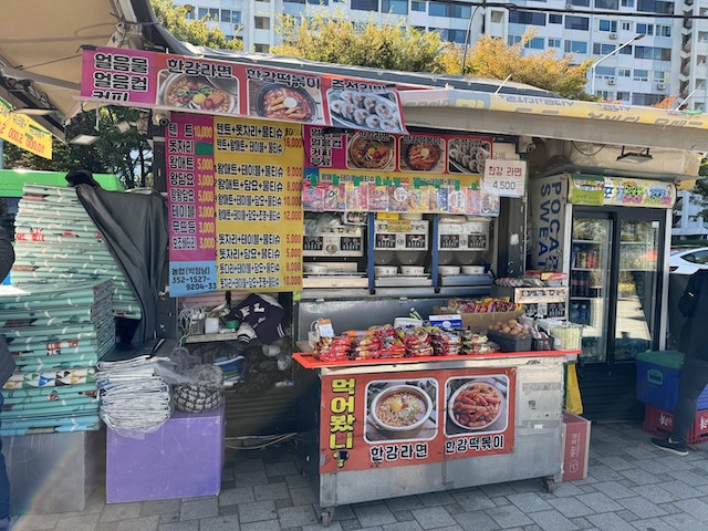 韓国 ソウル 漢江ラーメン インスタントラーメン 韓国ドラマ ラーメンスタンド
