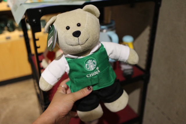 中国　スタバ　北京国際空港　限定アイテム　ベアリスタ