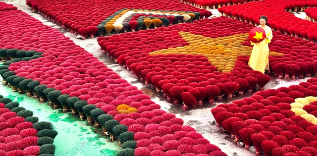 クアン・フー・カウ 線香工芸村