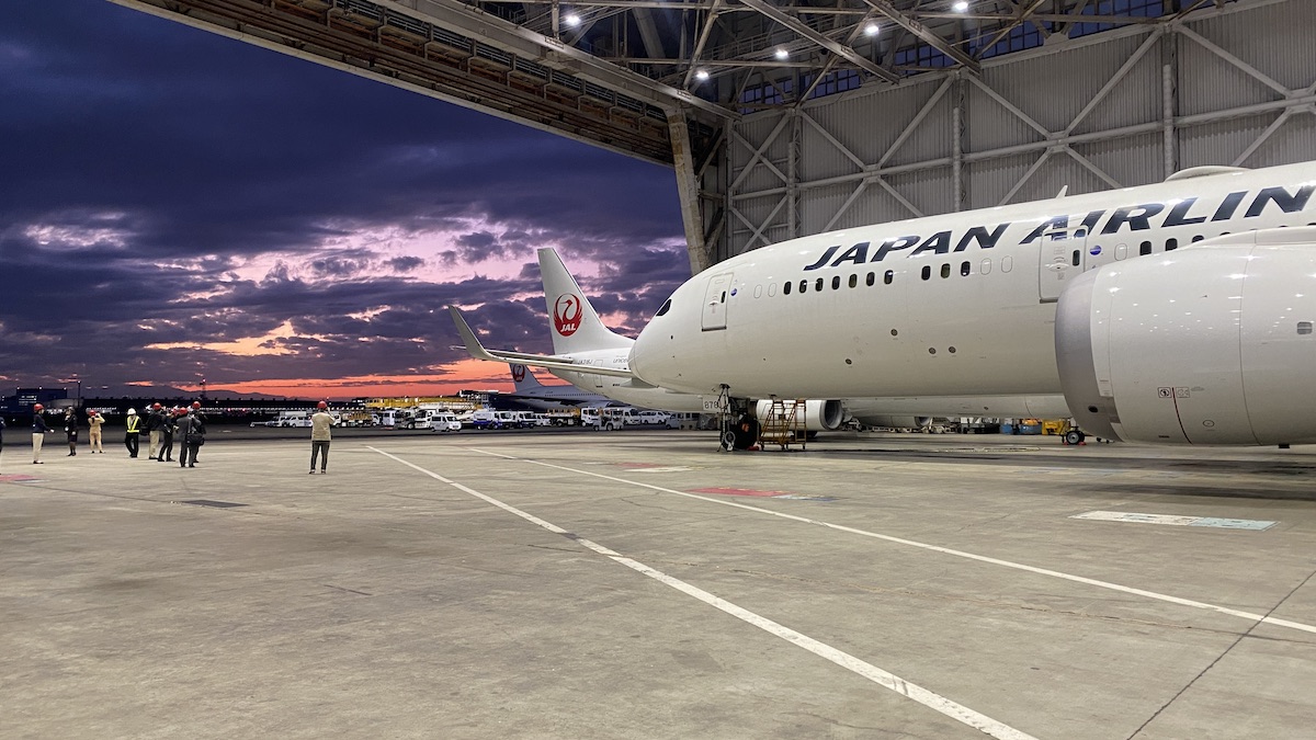 JAL SKY MUSEUM 格納庫トワイライト枠　夕焼け