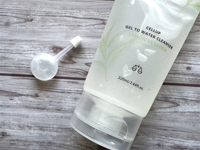 セリア スポイトボトル ジェル詰め替え