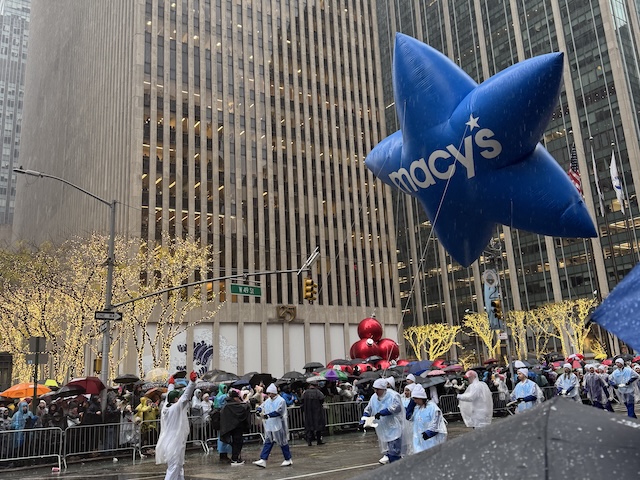 NY サンクスギビングデー ニューヨーク　パレード　Macy's
