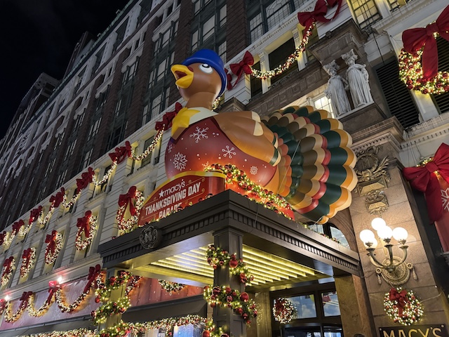 NY サンクスギビングデー ニューヨーク　パレード