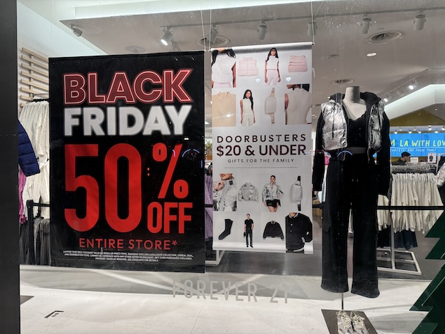 NY サンクスギビングデー ニューヨーク　パレード　ブラックフライデー