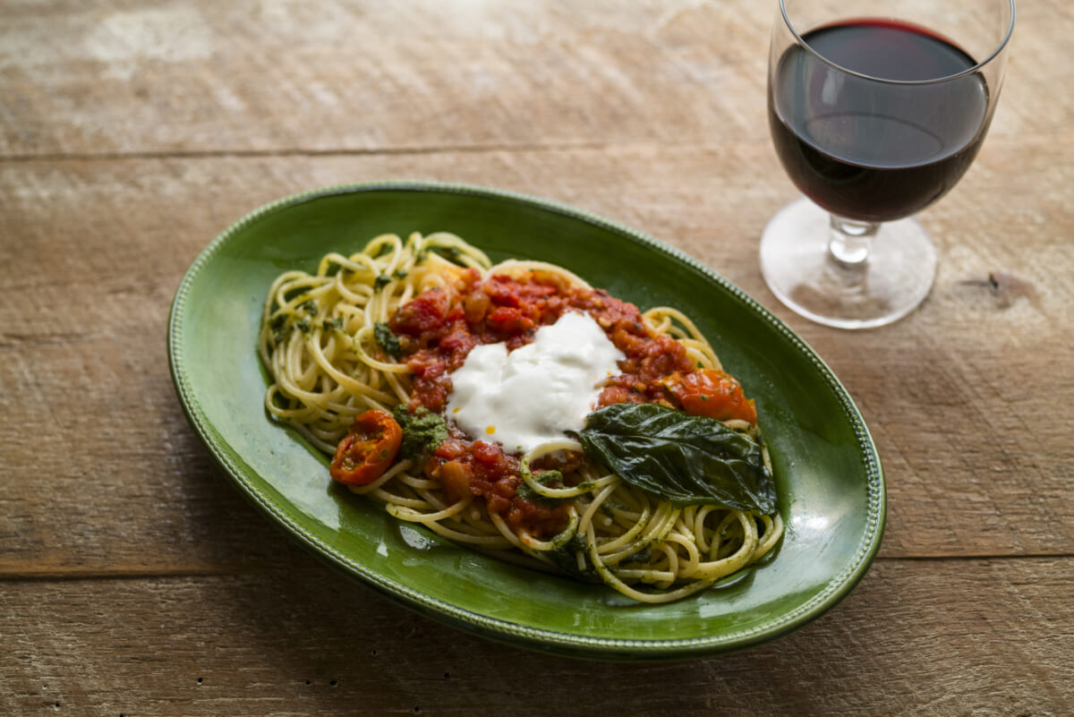 イタリア産リコッタチーズとバジルのトマトソースパスタ（公式）