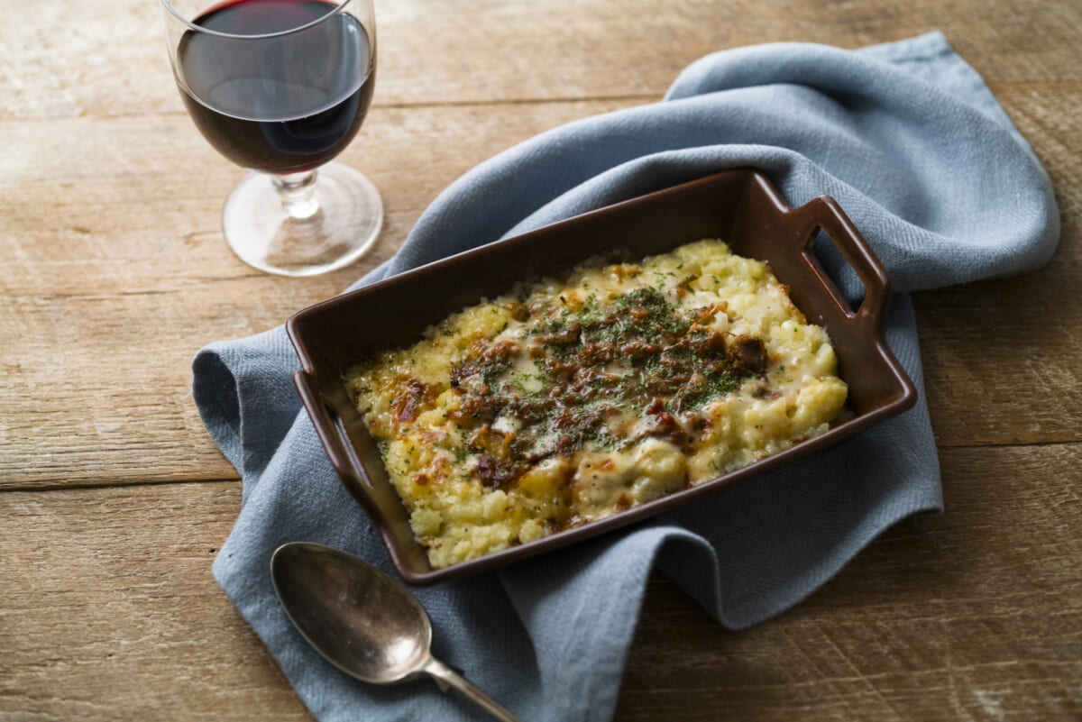 3種チーズと牛肉ラグーソースのポテトグラタン（公式）