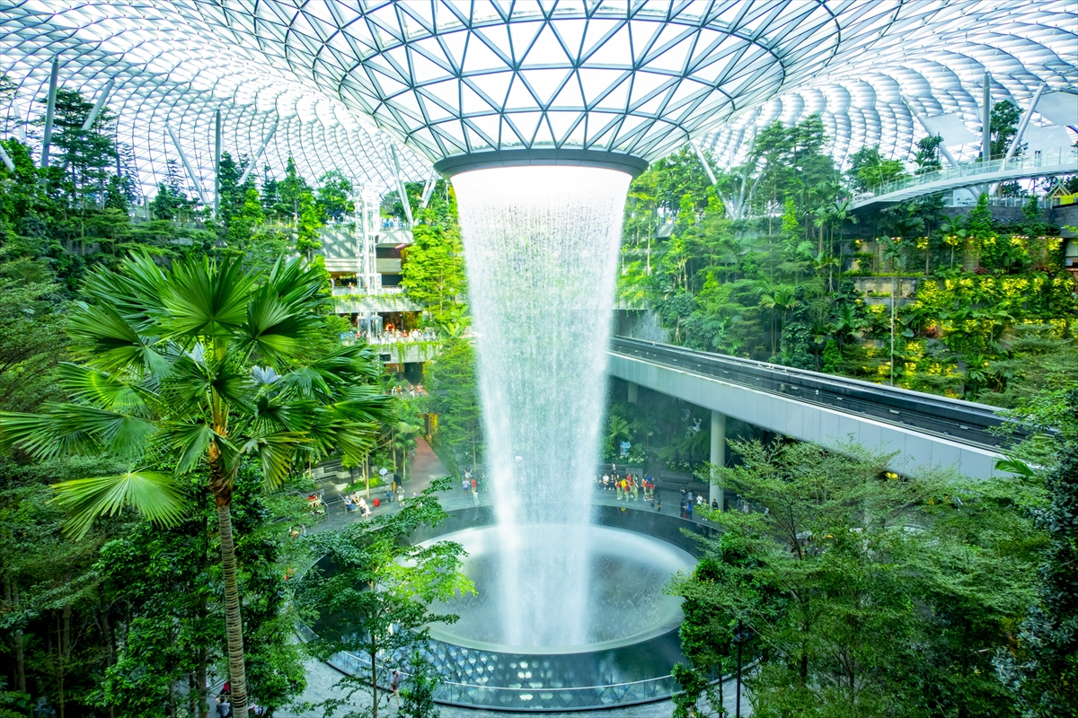 【シンガポール・チャンギ空港を徹底攻略】人気のお土産＆出国前の楽しみ方｜旅ライターの裏技・愛用品教えます