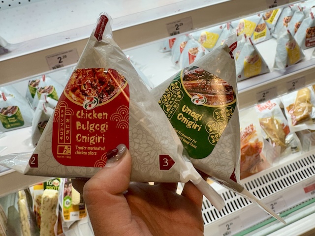 シンガポール　チャンギ空港　楽しみ方　買い物　セブンイレブン　コンビニ　格安