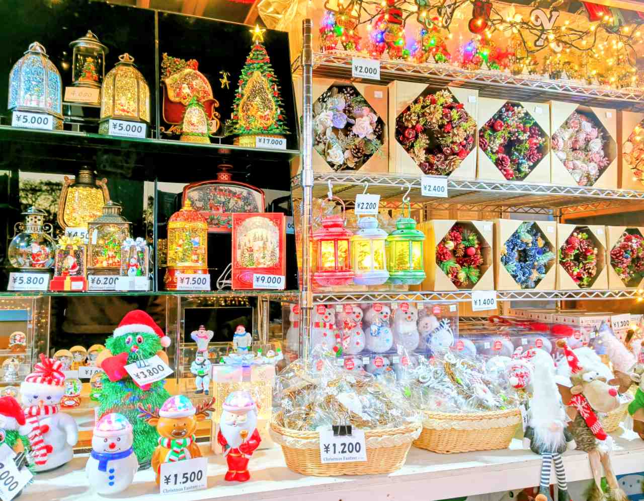 神奈川県横浜市・2025年11月21日(金)~2025年12月25日(木)「Christmas Market in 横浜赤レンガ倉庫」物販2