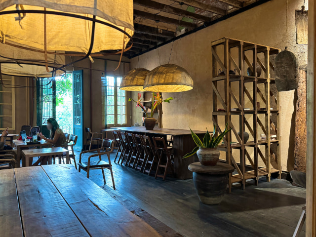 May Kitchenware　カフェ