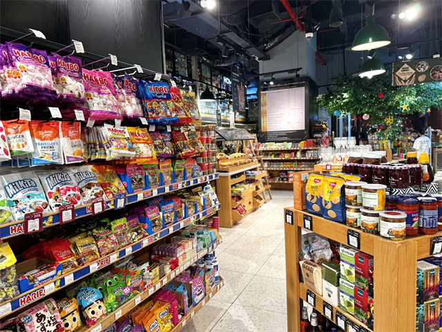 アンナムグルメマーケット　内観