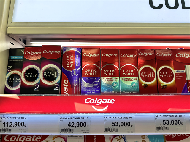 ロッテマート　歯磨き粉 Colgate