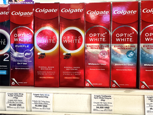 アンナムグルメマーケット　歯磨き粉 Colgate