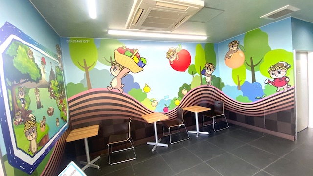 道の駅「かわうその里すさき」で一際目立つ!しんじょう君 ローソン イートインコーナー