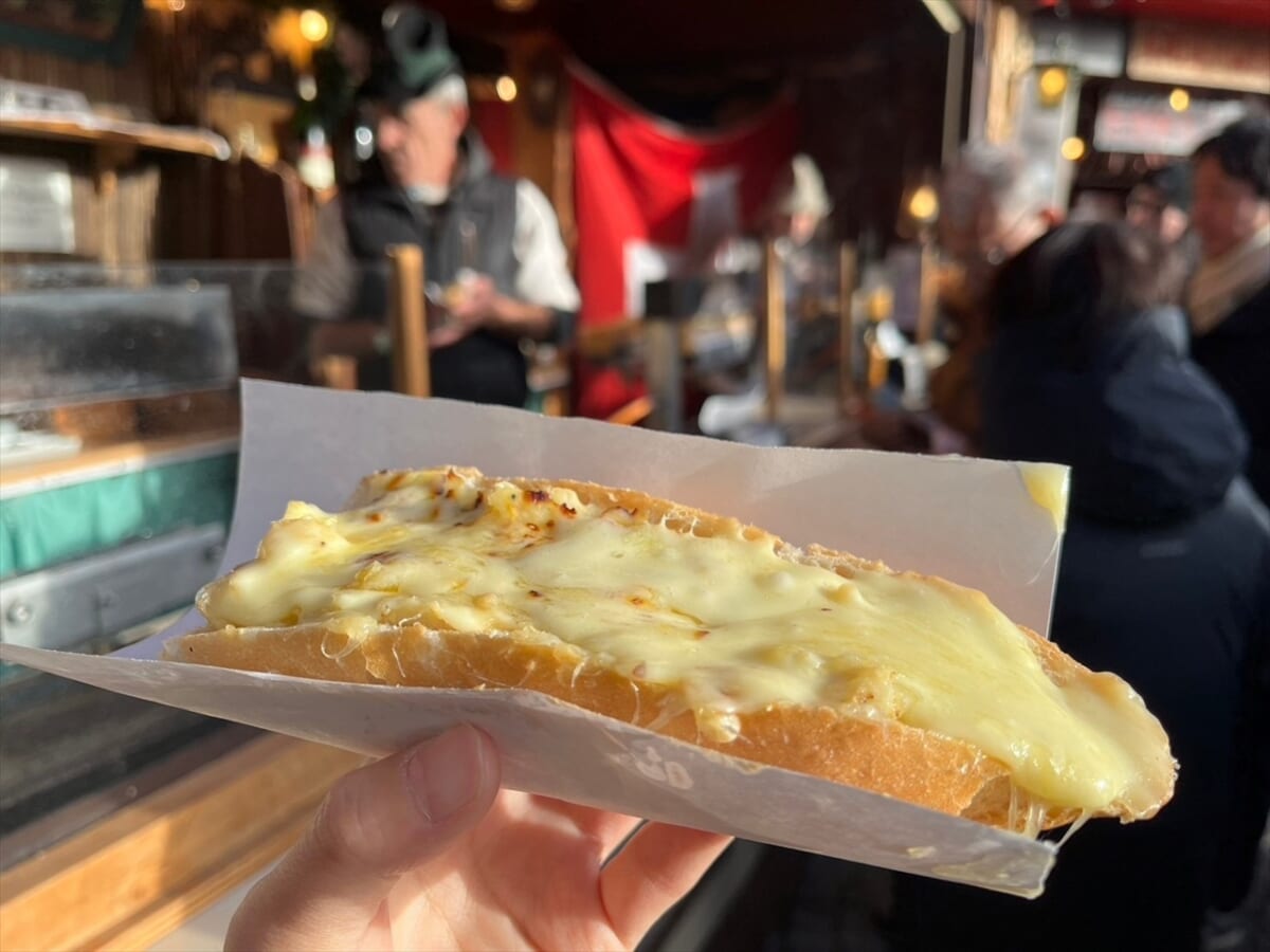 ブラーとブルスト ラクレット