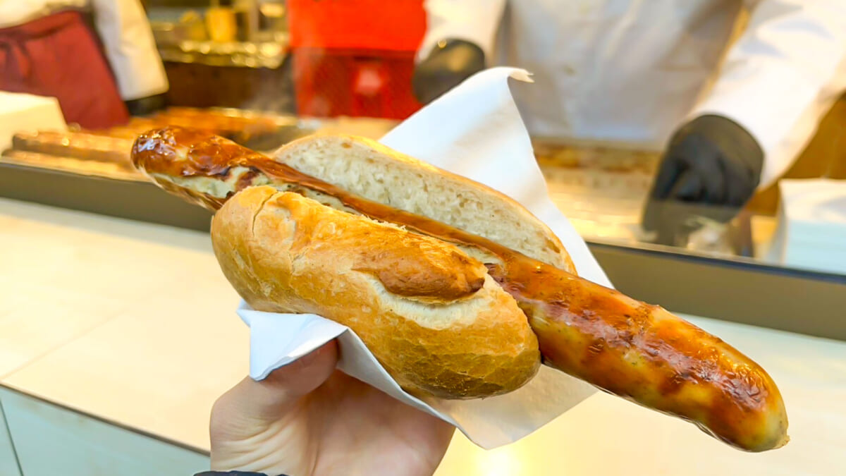 【日本と本場・ドイツのクリスマスマーケットの違いは？】文化や伝統グルメなど比較して解説！