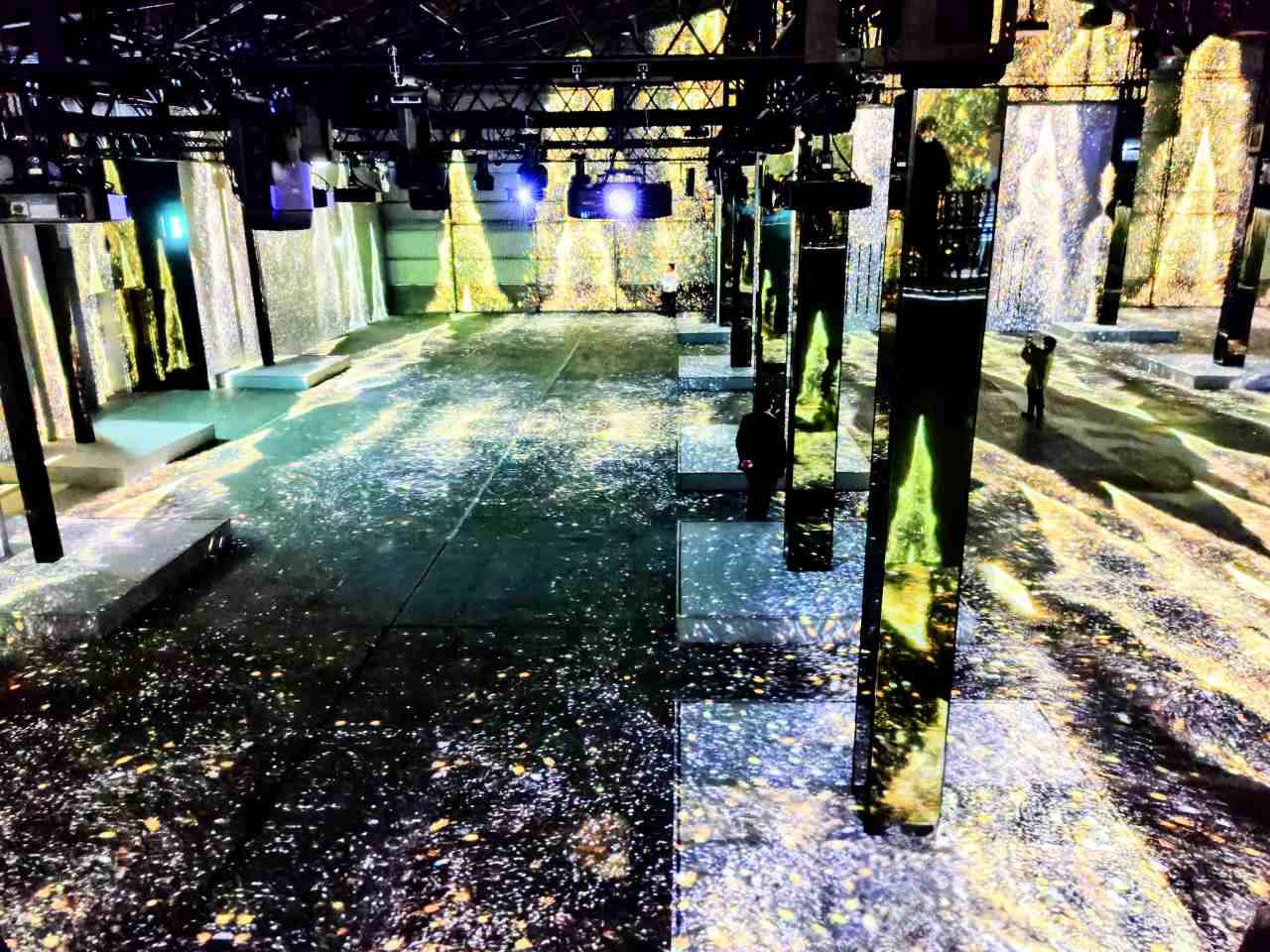 神奈川県横浜市・山下ふ頭4号上屋、2025年12月20日（土）～2026年3月31日（火）「THE MOVEUM YOKOHAMA by TOYOTA GROUP」シアタープログラム「ウィーン世紀末芸術『美の黄金時代』」7