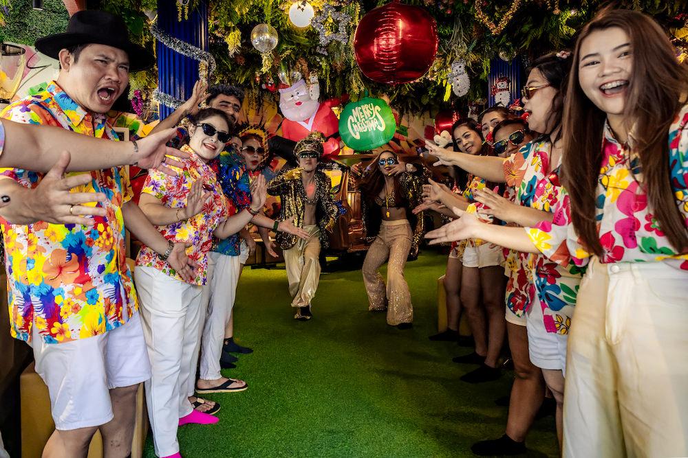 BRADBURY お出迎え