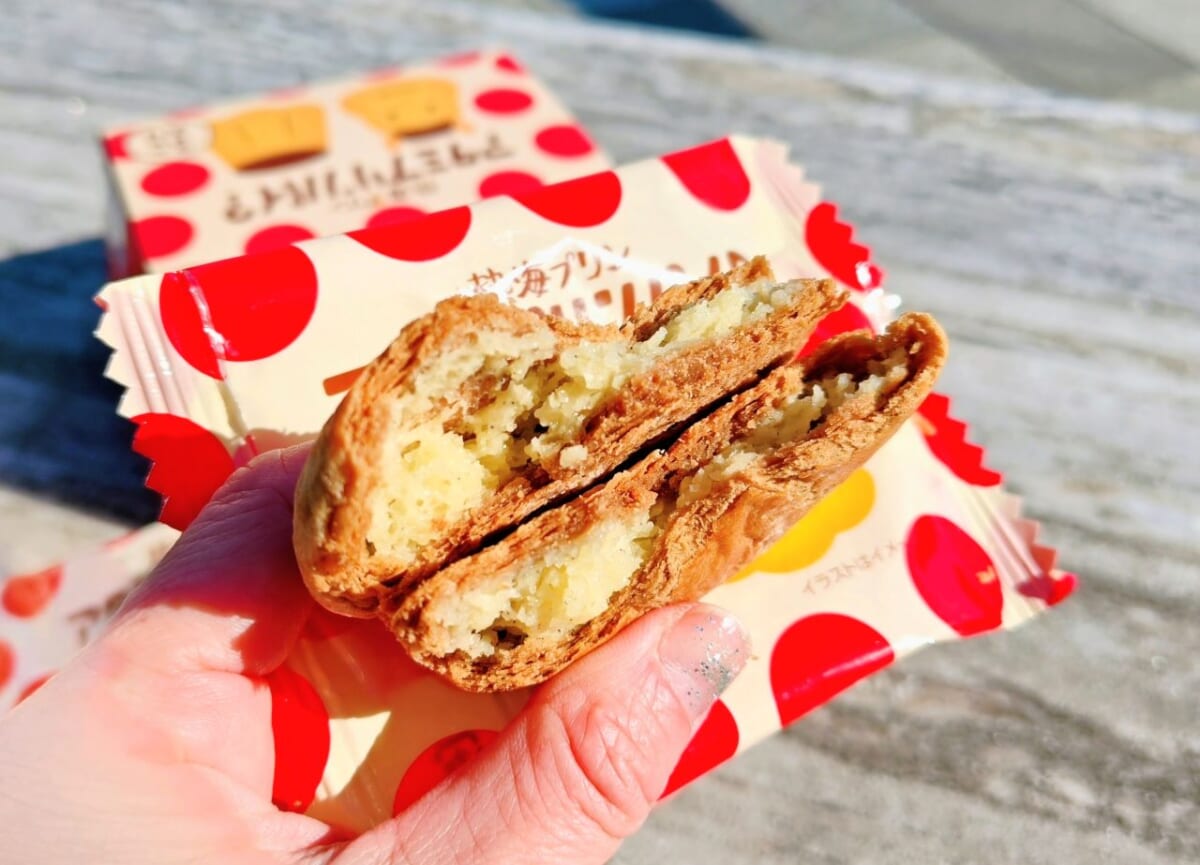 静岡県熱海市・「熱海プリンファクトリー」アタミプリンパイ？2　
