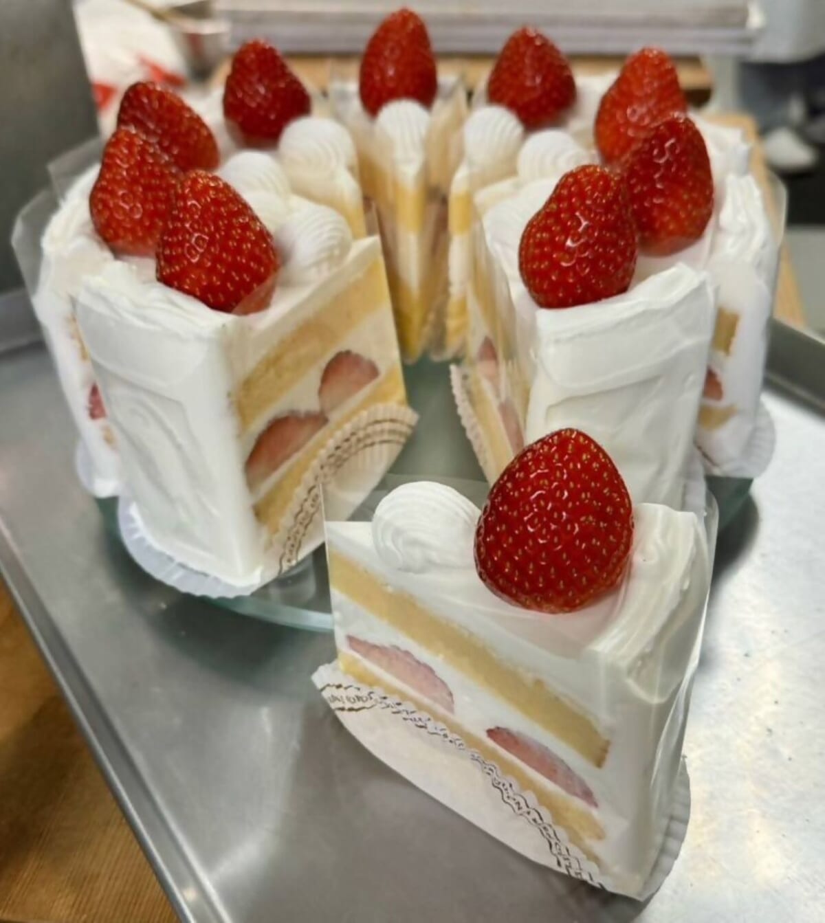 神奈川県横浜市・「スイーツガーデン ユウジアジキ」の「晴苺スイーツフェア2026」晴苺のショートケーキ