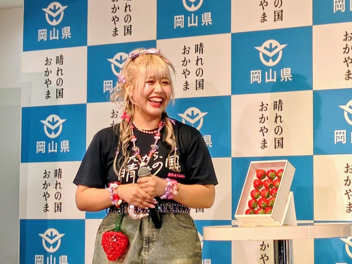 東京都港区・「とっとり・おかやま新橋館（2階ビストロ・カフェ「ももてなし家）」の「晴苺スイーツフェア2026」イベントの様子（りーちむさん）