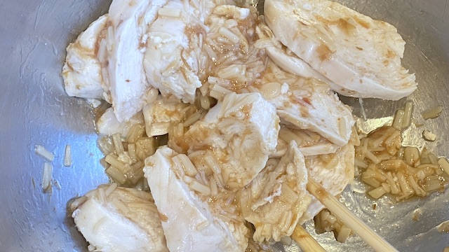 北海道　大滝区　ニセコ方面に行く途中　きのこ王国　お土産コーナー　なめ茸　アレンジレシピ　ゆで鶏のなめ茸和え